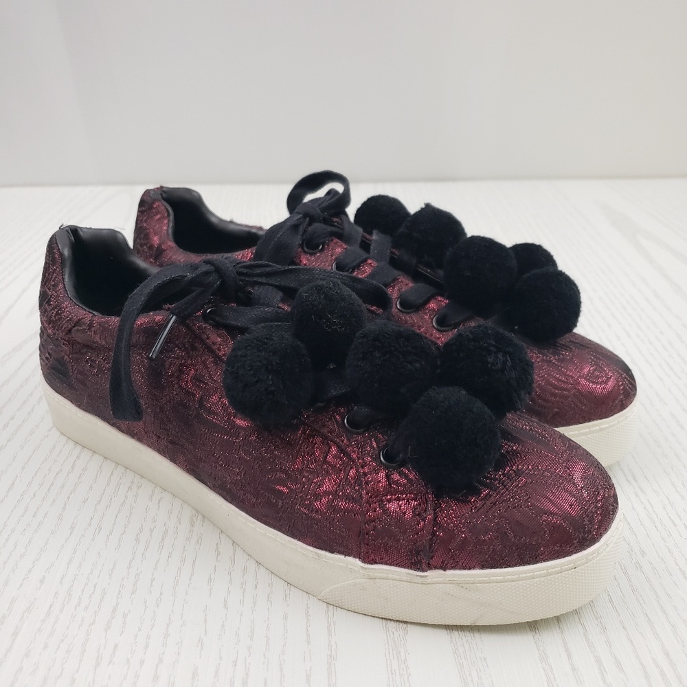 Circus Sam Edelman Carmella Red Black Sneakers